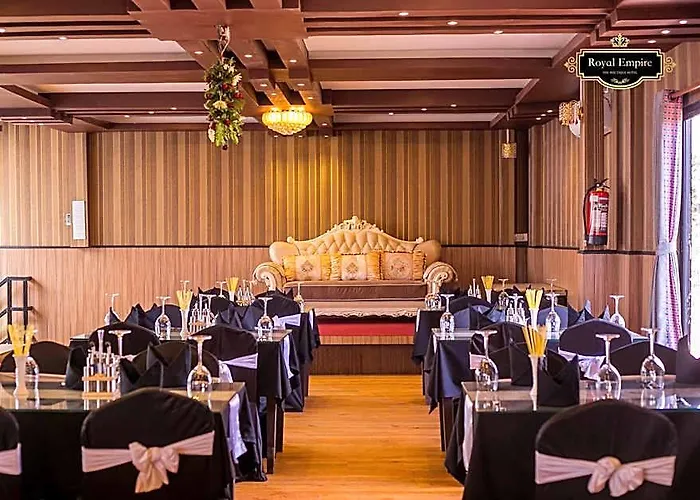 Royal Empire Boutique Hotel 3*