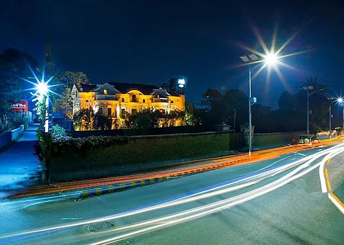 Royal Empire Boutique Hotel