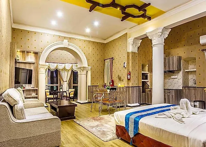 Hotel Royal Empire Boutique 3*