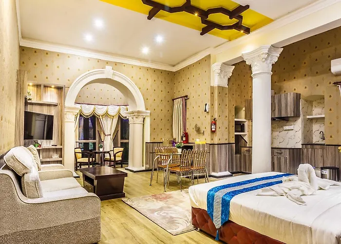 Hotel Royal Empire Boutique 3*